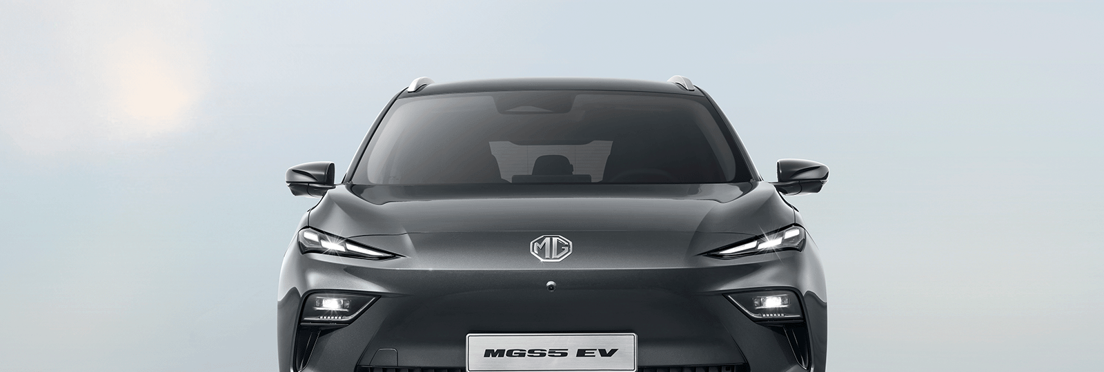 MGS5 EV in Camden Grey, Frontalansicht, Studio-Setting