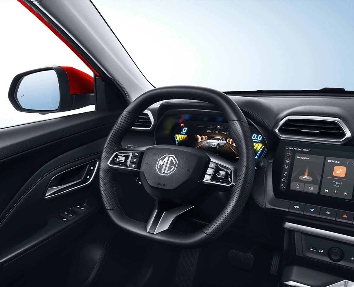 MG ZS, Fokus auf Lenkrad, halber Infotainment-Screen